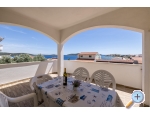 Appartements Dinka - Marina  Trogir Kroatien