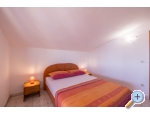 Appartements Dinka - Marina  Trogir Kroatien