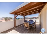 Appartements Dinka - Marina  Trogir Kroatien