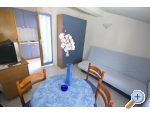 Appartements Dinko s grijanim bazenom - Marina  Trogir Kroatien