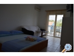 Appartements Hasi - Marina  Trogir Kroatien