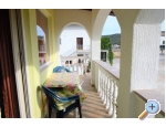Appartements Hasi - Marina  Trogir Kroatien