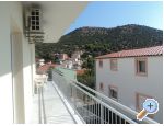 Apartmaji Vukelja - Marina  Trogir Hrvaka
