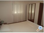Apartmaji Vukelja - Marina  Trogir Hrvaka