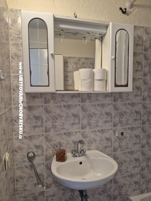 Ferienwohnungen Mirjana – Ferienwohnung Marina â€“ Trogir, Kroatien – Foto 24