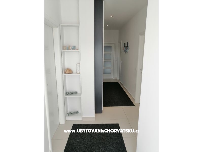 Appartement Marco – Ferienwohnung Marina – Trogir, Kroatien – Foto 2