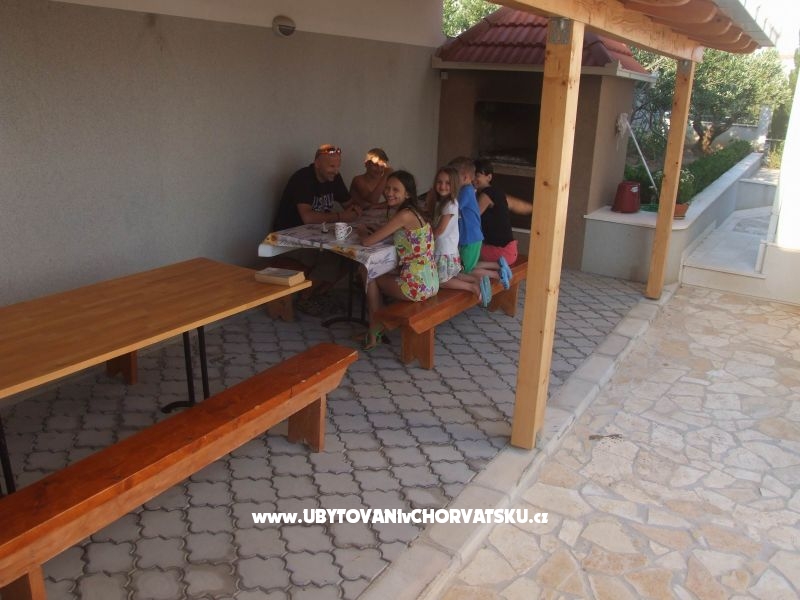 Ferienwohnungen Villa MANDINA mit Pool – Ferienwohnung Marina – Trogir, Kroatien – Foto 16