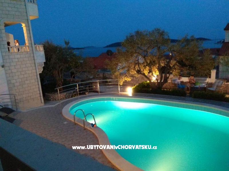 Ferienwohnungen Villa MANDINA mit Pool – Ferienwohnung Marina – Trogir, Kroatien – Foto 4