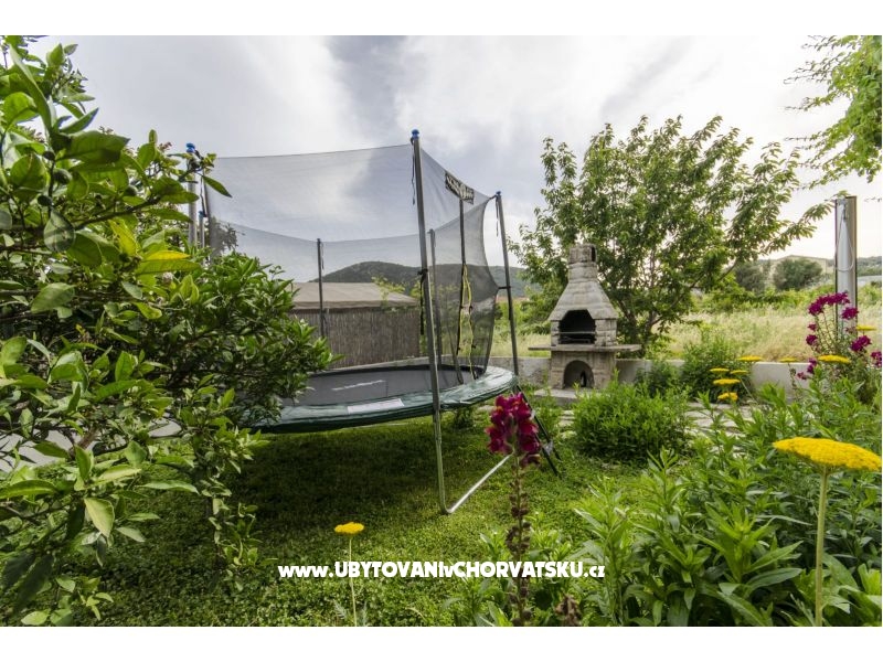 Kuća za odmor Marin – Ferienwohnung Marina – Trogir, Kroatien – Foto 3