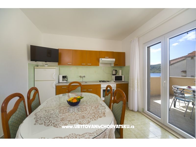 Appartements Kuvek – Ferienwohnung Marina – Trogir, Kroatien – Foto 3