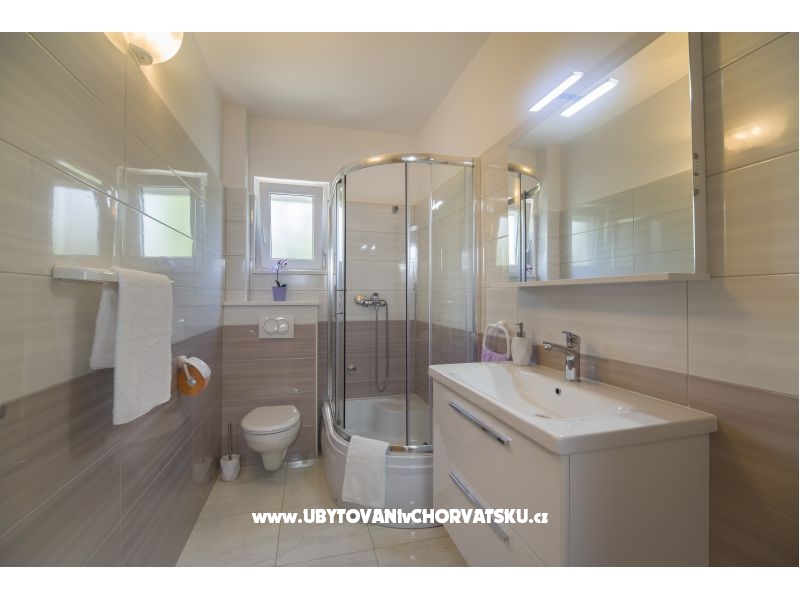 Appartements Kuvek – Ferienwohnung Marina – Trogir, Kroatien – Foto 8