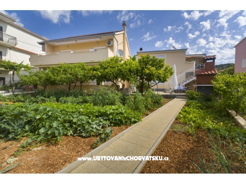 Appartements Kuvek – Ferienwohnung Marina – Trogir, Kroatien – Foto 9