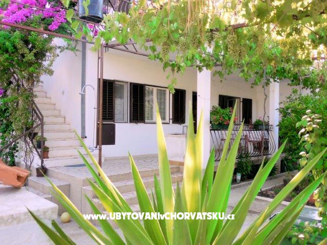 Luka Tadic Ferienwohnungen – Ferienwohnung Marina – Trogir, Kroatien – Foto 2