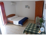 Appartements Roko - Marina  Trogir Kroatien