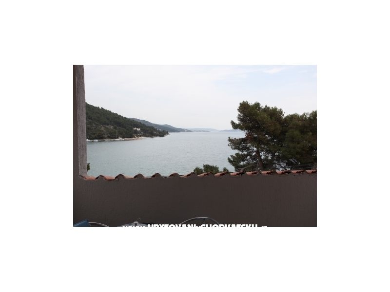 Zimmers Bili Galeb BED? – Ferienwohnung Marina – Trogir, Kroatien – Foto 3