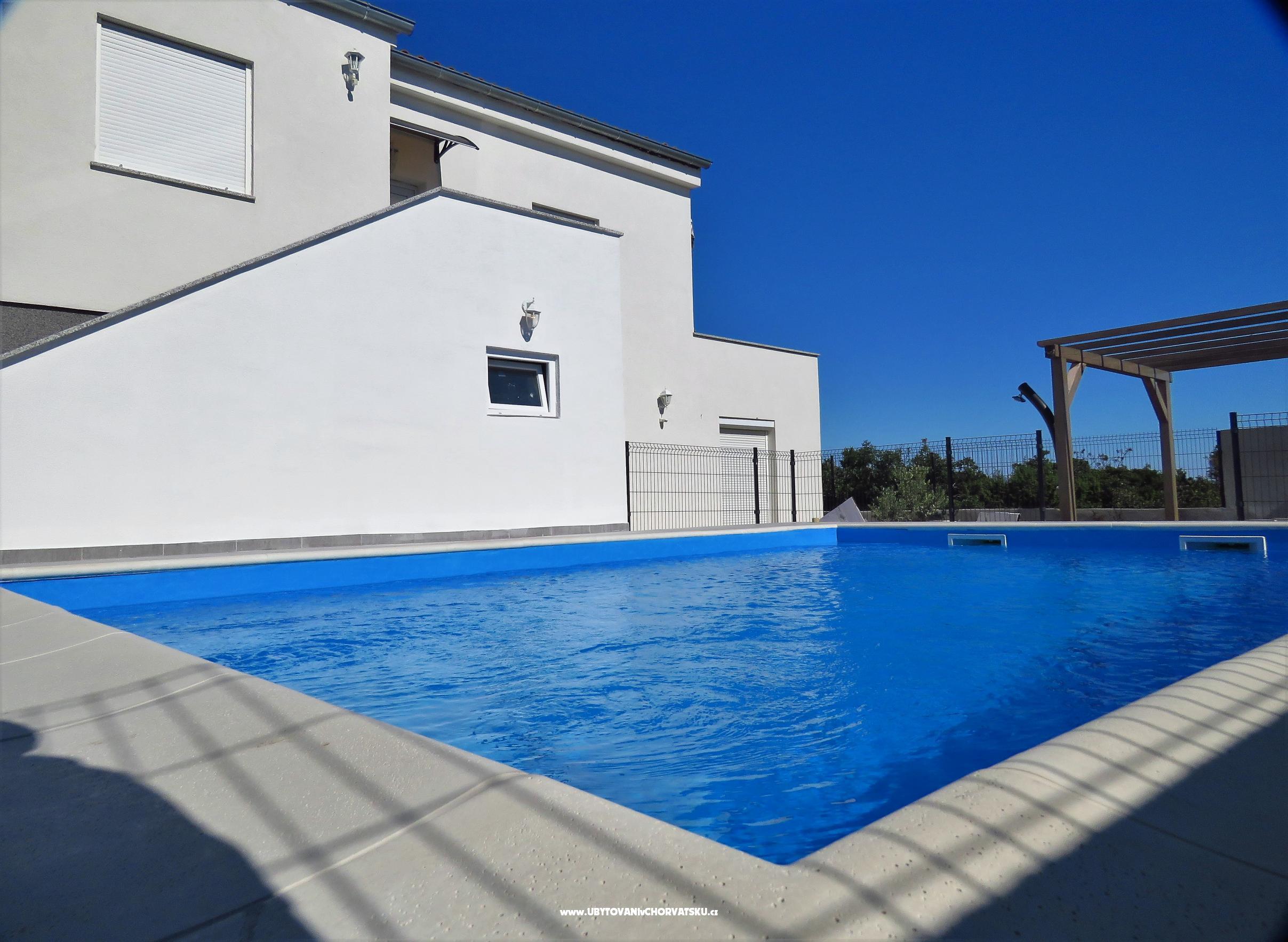 Kuća za odmor ROKO – Ferienwohnung Maslenica, Kroatien – Foto 1