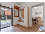 Secret forest house - Maslenica Kroatien