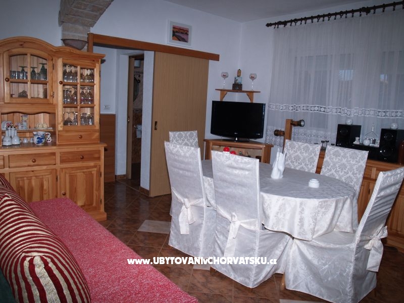 Apartment ANA-ANJA – Ferienwohnung Medulin, Kroatien – Foto 2