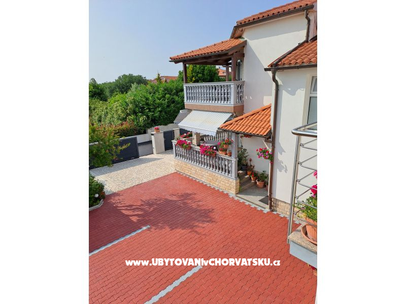 Appartements Mila-Casa Bianca  – Ferienwohnung Medulin, Kroatien – Foto 1