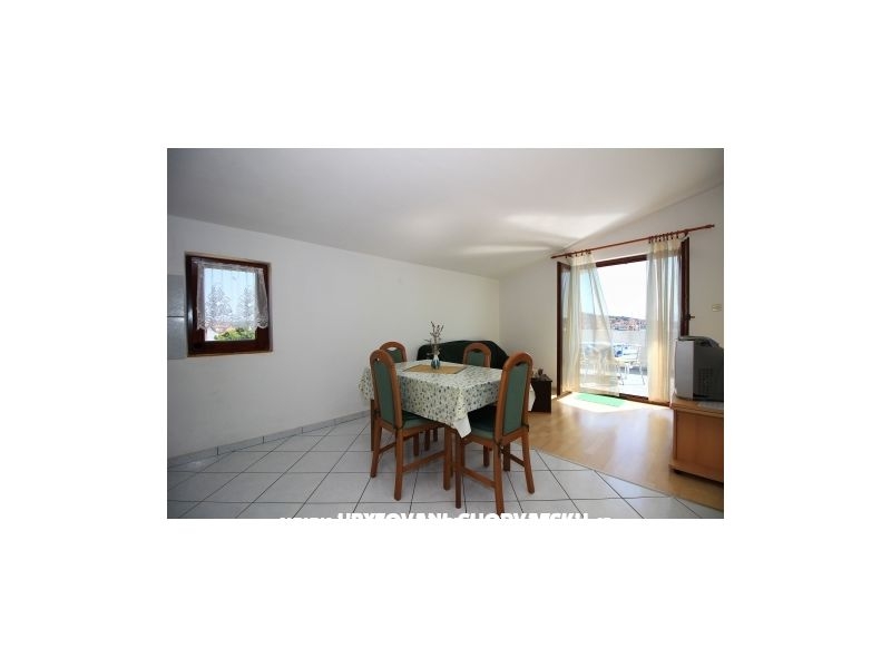 Apartment Dino Murter – Ferienwohnung Insel Murter, Kroatien – Foto 9