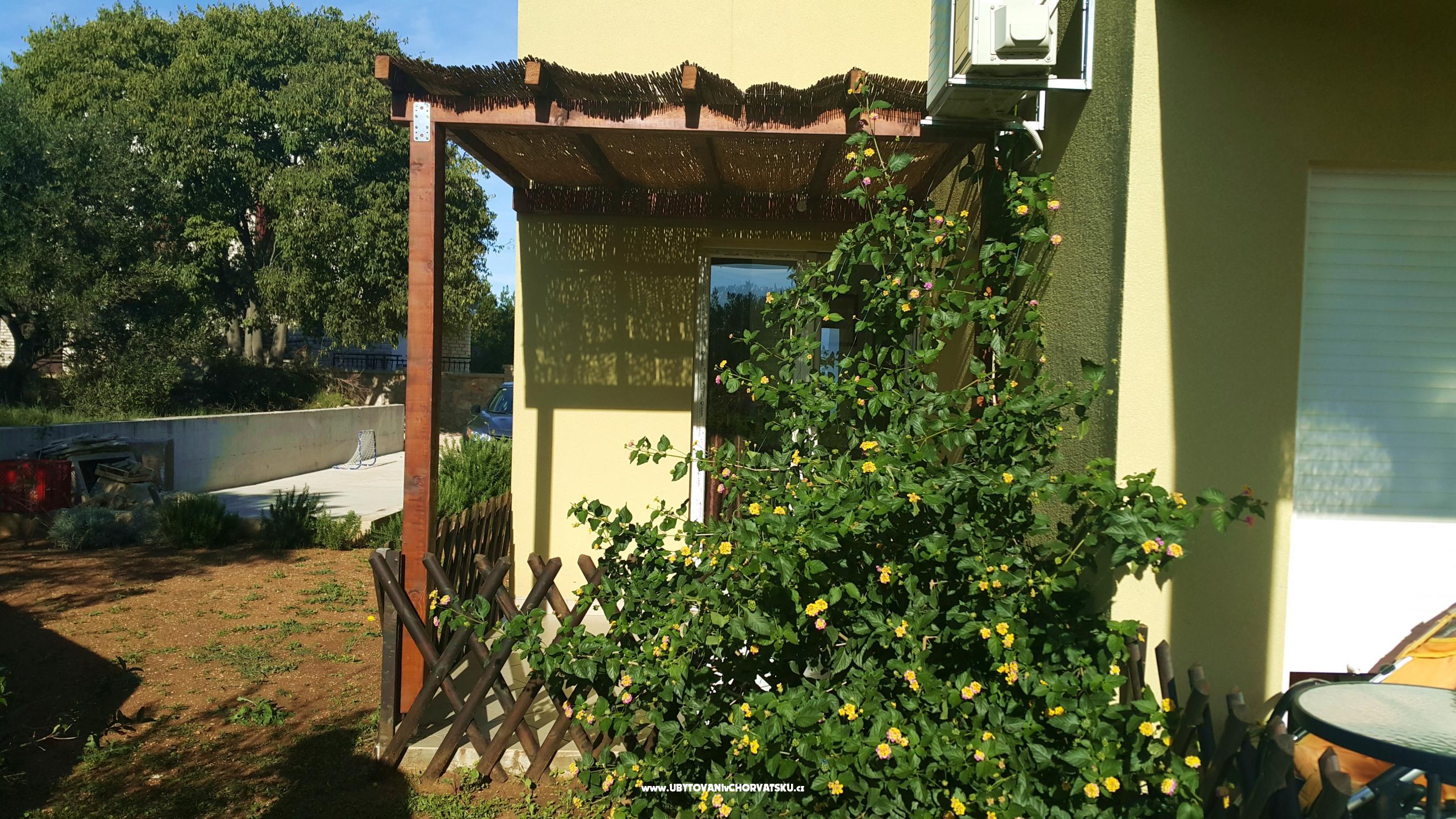 Apartment Kate – Ferienwohnung Insel Murter, Kroatien – Foto 5