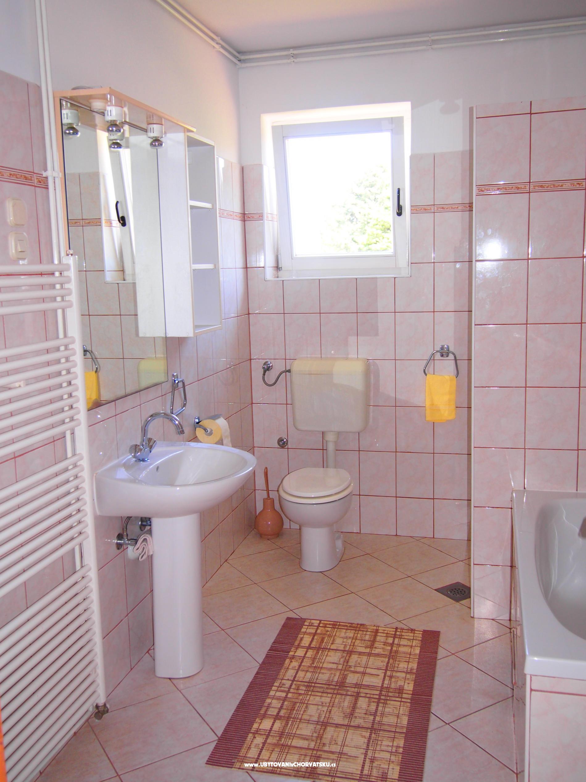 Apartment Mario – Ferienwohnung Insel Murter, Kroatien – Foto 5