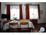 Appartements A.Jelovi - Murter Kroatien