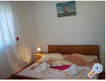 Appartements A.Jelovi - Murter Kroatien
