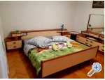 Appartements A.Jelovi - Murter Kroatien