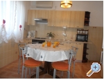 Appartements A.Jelovi - Murter Kroatien