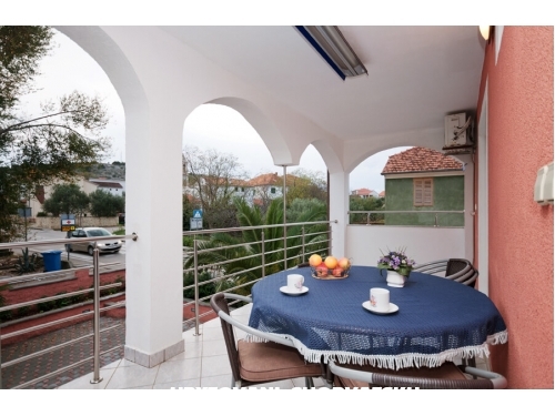 Appartements Adrian - Murter Croatie