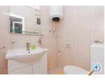 Apartmaji Adrian - Murter Hrvaka