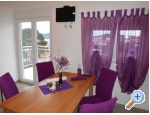 Appartements AS sa bazenom - Murter Kroatien