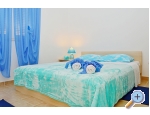 Appartements AS sa bazenom - Murter Kroatien