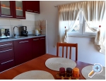 Appartements AS sa bazenom - Murter Kroatien