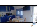 Appartements AS sa bazenom - Murter Kroatien