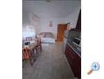 Appartements AS sa bazenom - Murter Kroatien