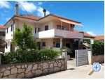 Apartmaji Julija - Murter Hrvaka