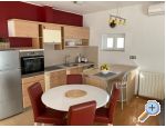 Apartmaji Julija - Murter Hrvaka