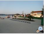 Apartmaji Mile - Murter Hrvaka