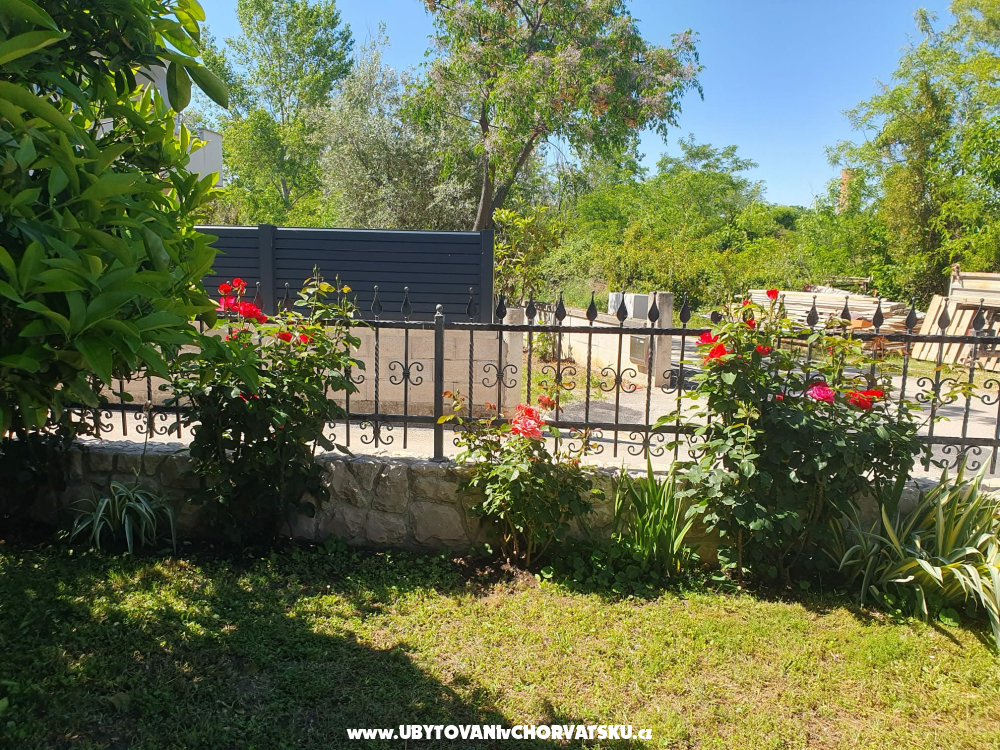 Apartmaji Kajtazovi� - Nin Hrva�ka