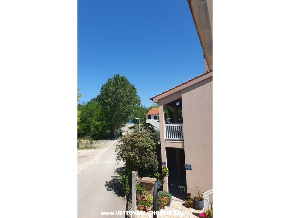 Apartmaji Kajtazovi� - Nin Hrva�ka