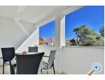 Apartmaji Mica - Nin Hrvaka