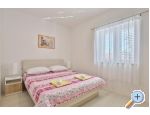 Apartmaji Mica - Nin Hrvaka
