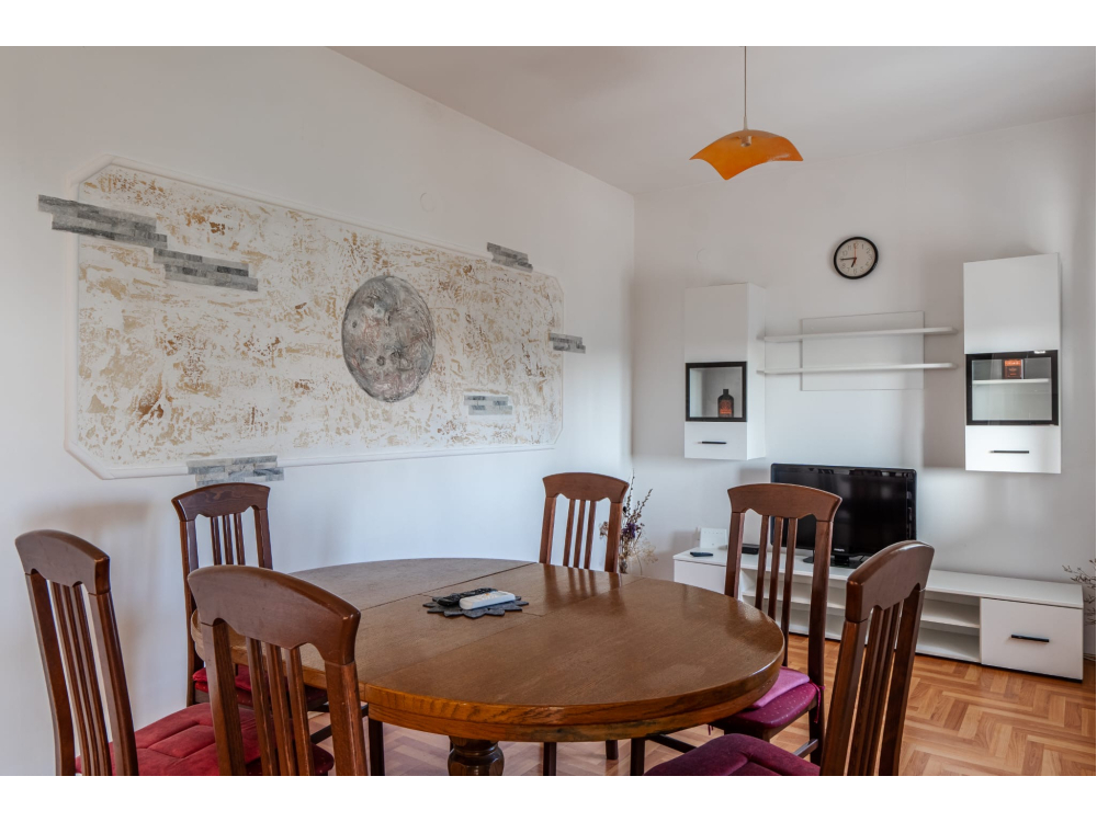 POOL HOUSE STIPE - Nin Kroati�