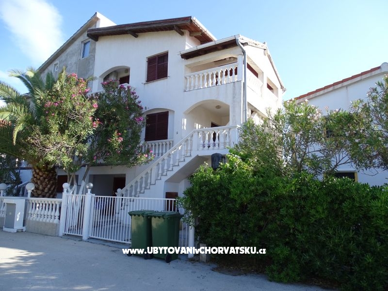 Rose – Ferienwohnung Nin, Kroatien – Foto 1