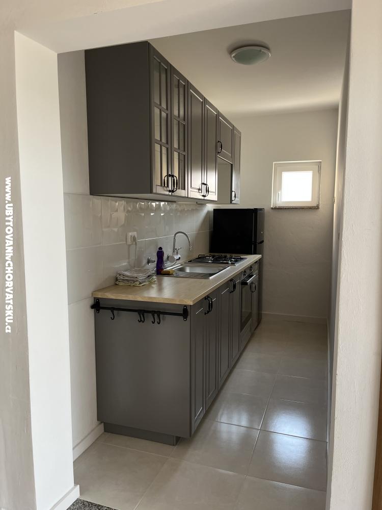 Apartmanok Kusti� - Novalja � Pag Horv�torsz�g