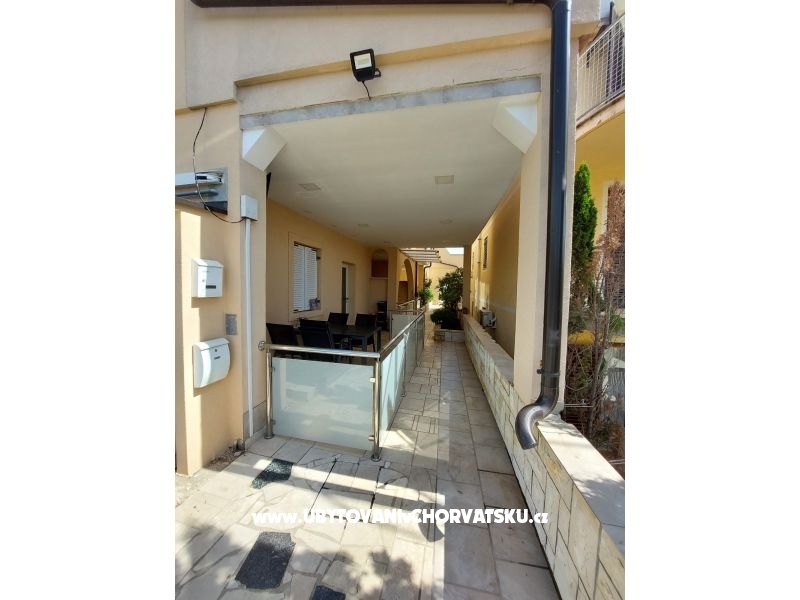 Appartements Zrnc – Ferienwohnung Novalja – Pag, Kroatien – Foto 9