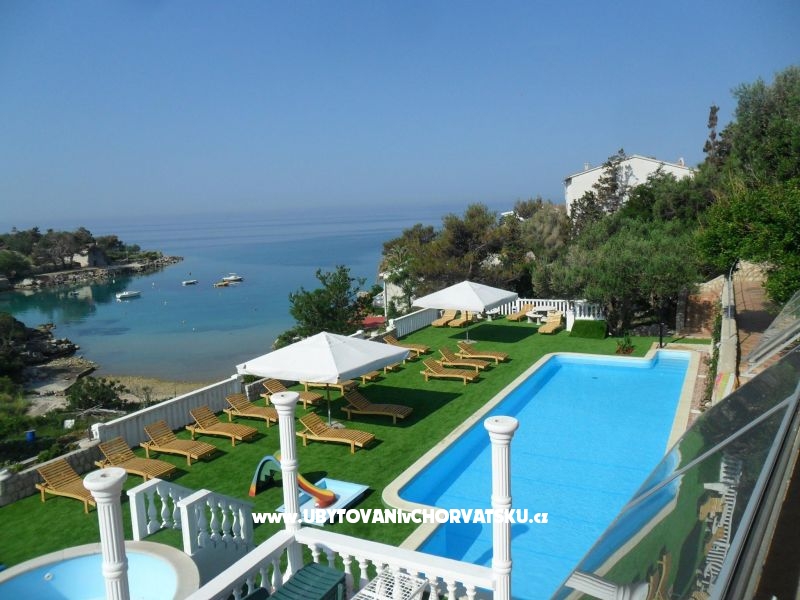 Macadams apartmani i restoran – ubytování Novalja – Pag, Chorvatsko – foto 1