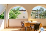 Maena Appartments - Novigrad Kroatien
